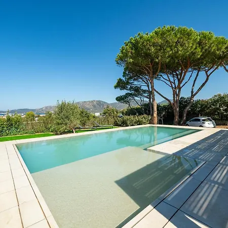 Villagi Villa *